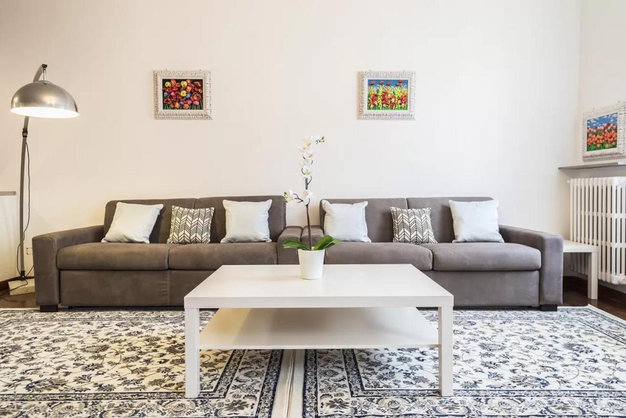Porta Ticinese 24 Apartment Milano Ngoại thất bức ảnh
