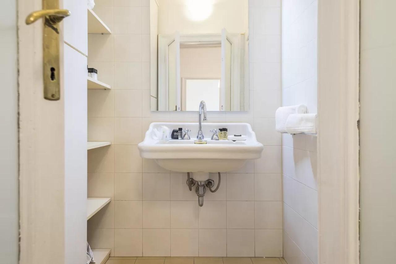 Porta Ticinese 24 Apartment Milano Ngoại thất bức ảnh