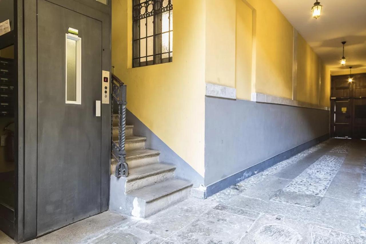Porta Ticinese 24 Apartment Milano Ngoại thất bức ảnh